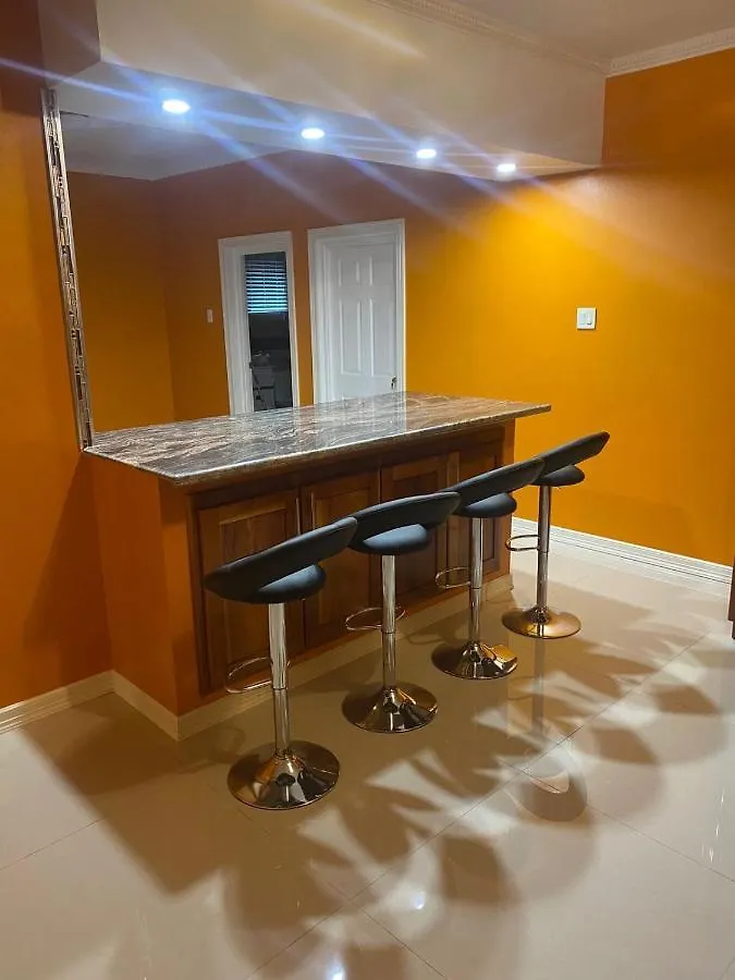 Paradise Cove Spanish Town Apartment