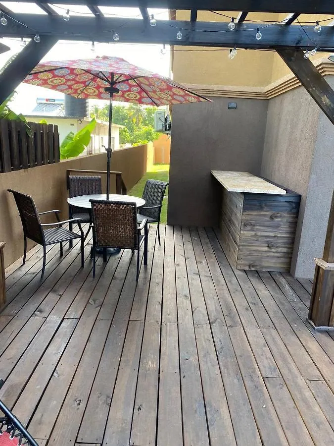 Paradise Cove Spanish Town Apartment