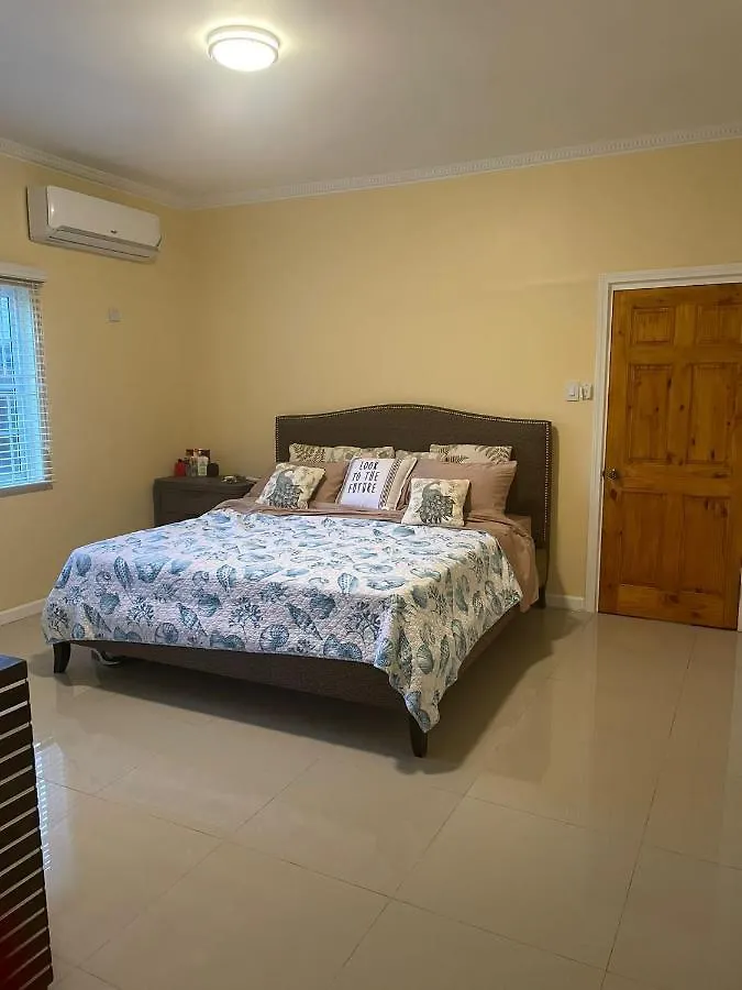 Paradise Cove Spanish Town 0*,  Jamaica